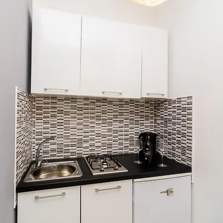 Versus- Comfort Studio With Terrace Apartment Mlini