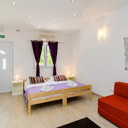 Apartment Versus- Comfort Studio With Terrace